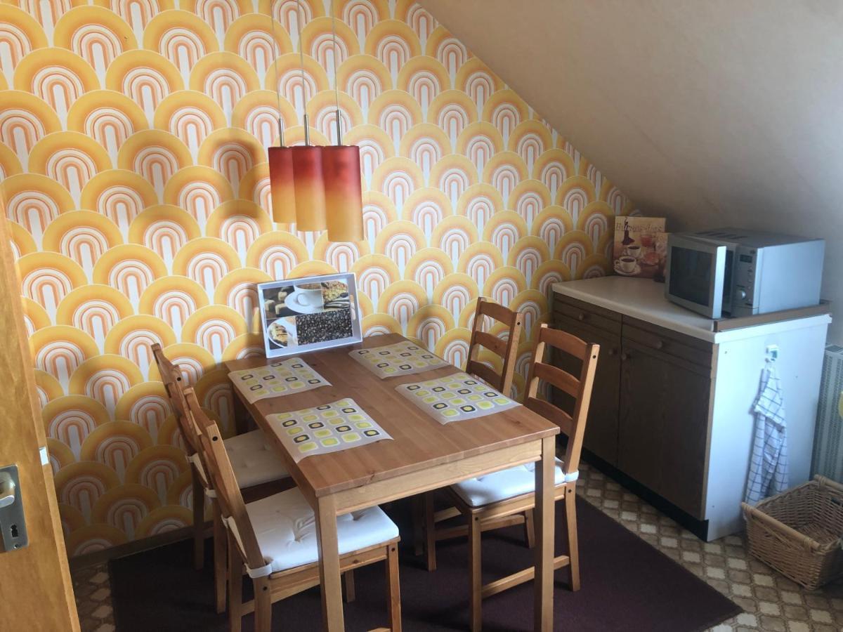 Eisen  Ironico Homestay 4 Schlafzimmer Ferienwohnung 100 M2 Nahe Bostalsee מראה חיצוני תמונה